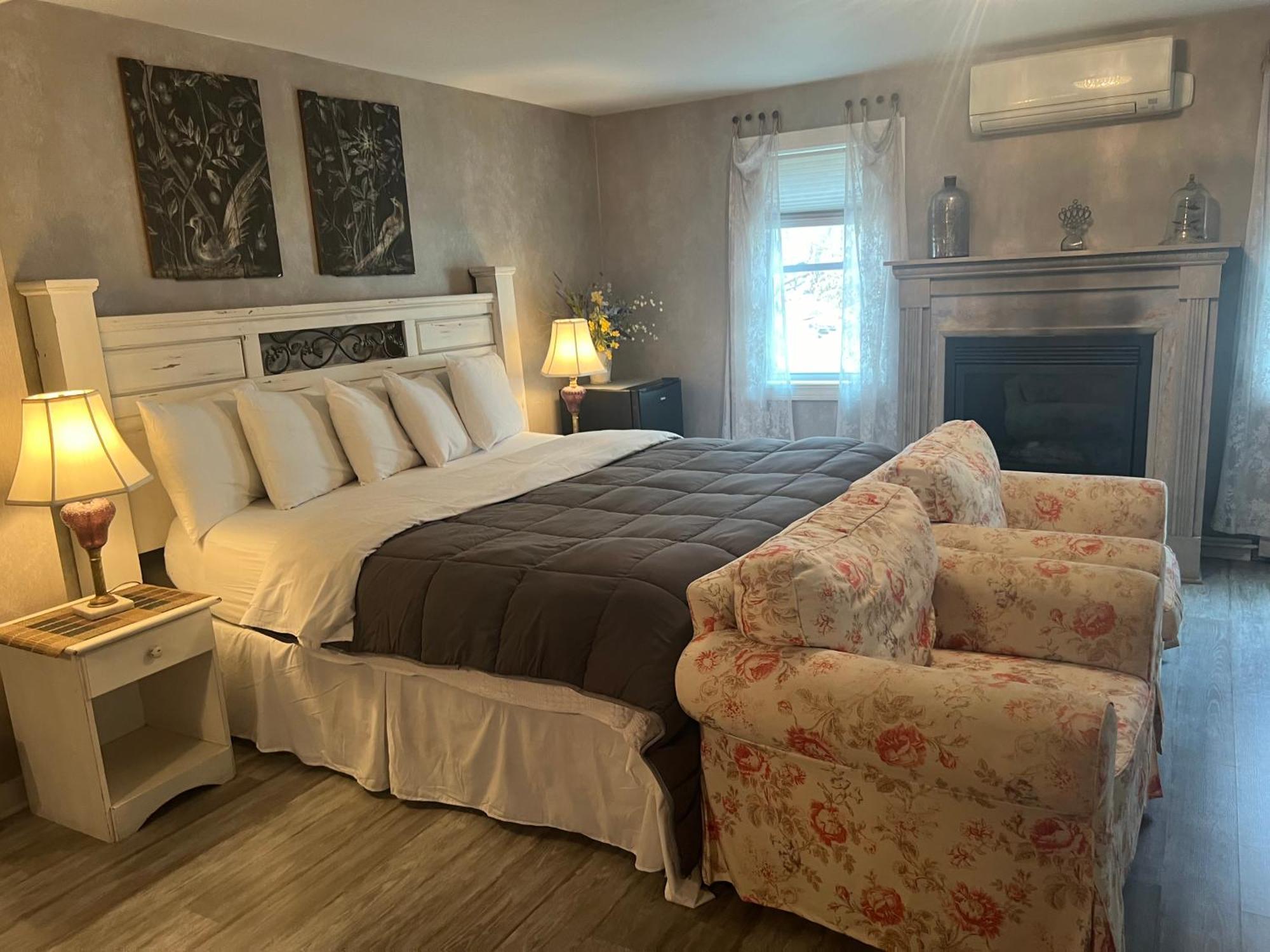 The Vermont Inn Mendon Екстер'єр фото