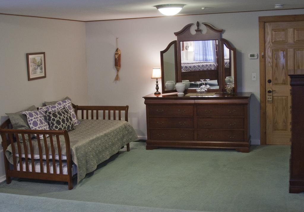 The Vermont Inn Mendon Екстер'єр фото