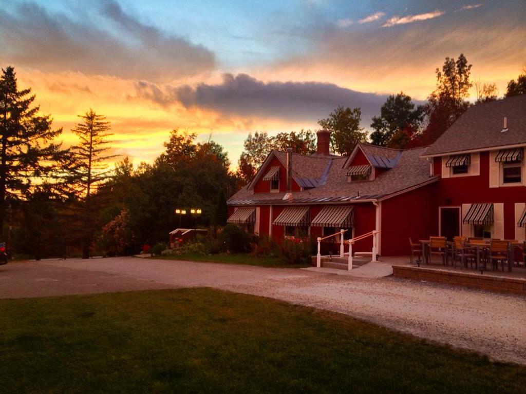 The Vermont Inn Mendon Екстер'єр фото