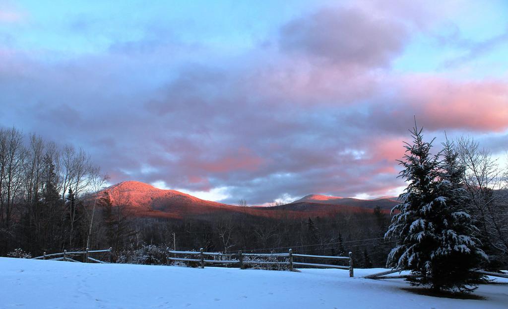 The Vermont Inn Mendon Екстер'єр фото